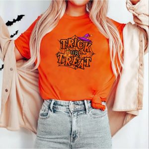 Spooky Season Trick Or Streat Sweatshirt