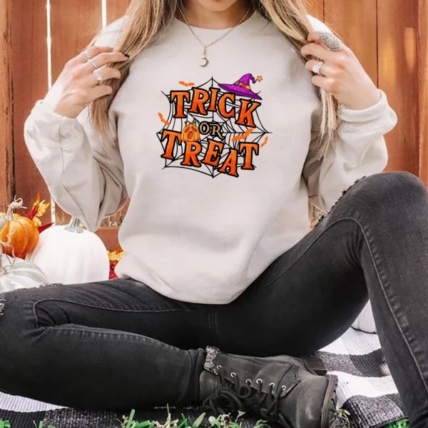 Spooky Season Trick Or Streat Sweatshirt